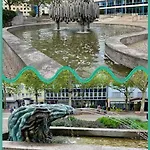 Wohlfuehlapartment, Zentral, 200m Zur Uni, Parkplatz, Boxspringbetten, Massagesessel, Nespresso, Lan & Wifi Apartamento *