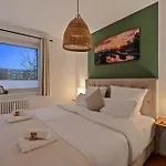 شقة Wohlfuehlapartment, Zentral, 200m Zur Uni, Parkplatz, Boxspringbetten, Massagesessel, Nespresso, Lan & Wifi *