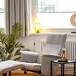 Wohlfuehlapartment, Zentral, 200m Zur Uni, Parkplatz, Boxspringbetten, Massagesessel, Nespresso, Lan & Wifi