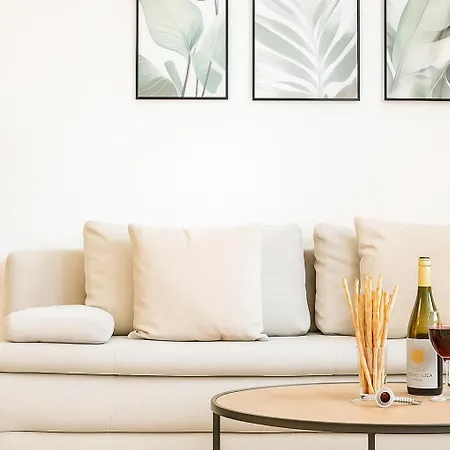 Wohlfuehlapartment, Zentral, 200M Zur Uni, Parkplatz, Boxspringbetten, Massagesessel, Nespresso, 1Gbit Lan & Wifi * ولفسبورج