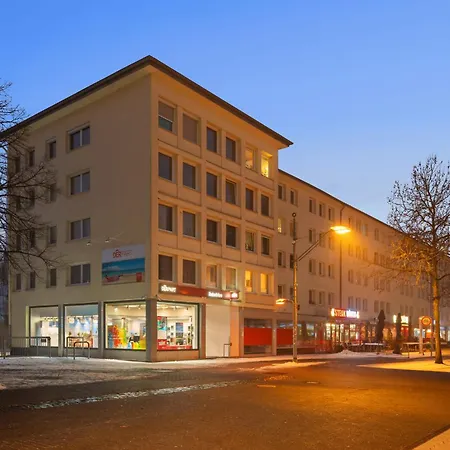 Wohlfuehlapartment, Zentral, 200m Zur Uni, Parkplatz, Boxspringbetten, Massagesessel, Nespresso, Lan & Wifi *