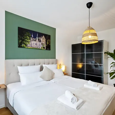 Apartmán Wohlfuehlapartment, Zentral, 200m Zur Uni, Parkplatz, Boxspringbetten, Massagesessel, Nespresso, Lan & Wifi Wolfsburg