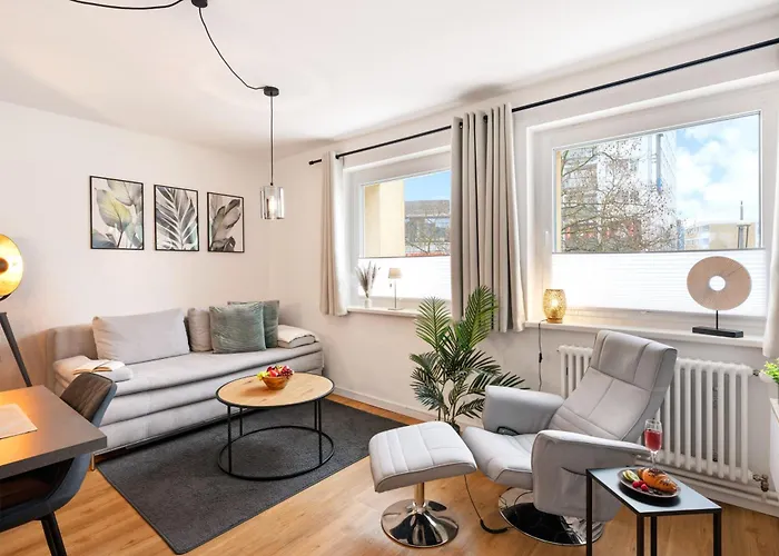 Wohlfuehlapartment, Zentral, 200m Zur Uni, Parkplatz, Boxspringbetten, Massagesessel, Nespresso, 1gbit Lan & Wifi Apartman Wolfsburg