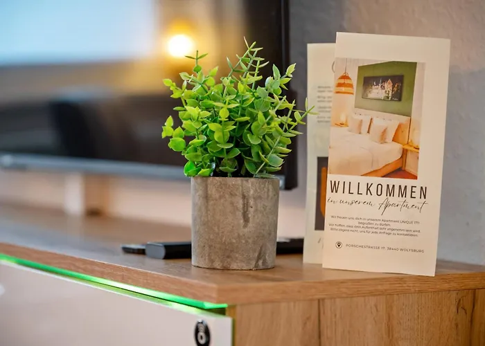 Apartman Wohlfuehlapartment, Zentral, 200m Zur Uni, Parkplatz, Boxspringbetten, Massagesessel, Nespresso, 1gbit Lan & Wifi Wolfsburg