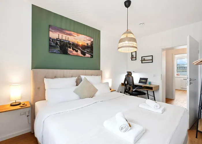 Wohlfuehlapartment, Zentral, 200m Zur Uni, Parkplatz, Boxspringbetten, Massagesessel, Nespresso, 1gbit Lan & Wifi